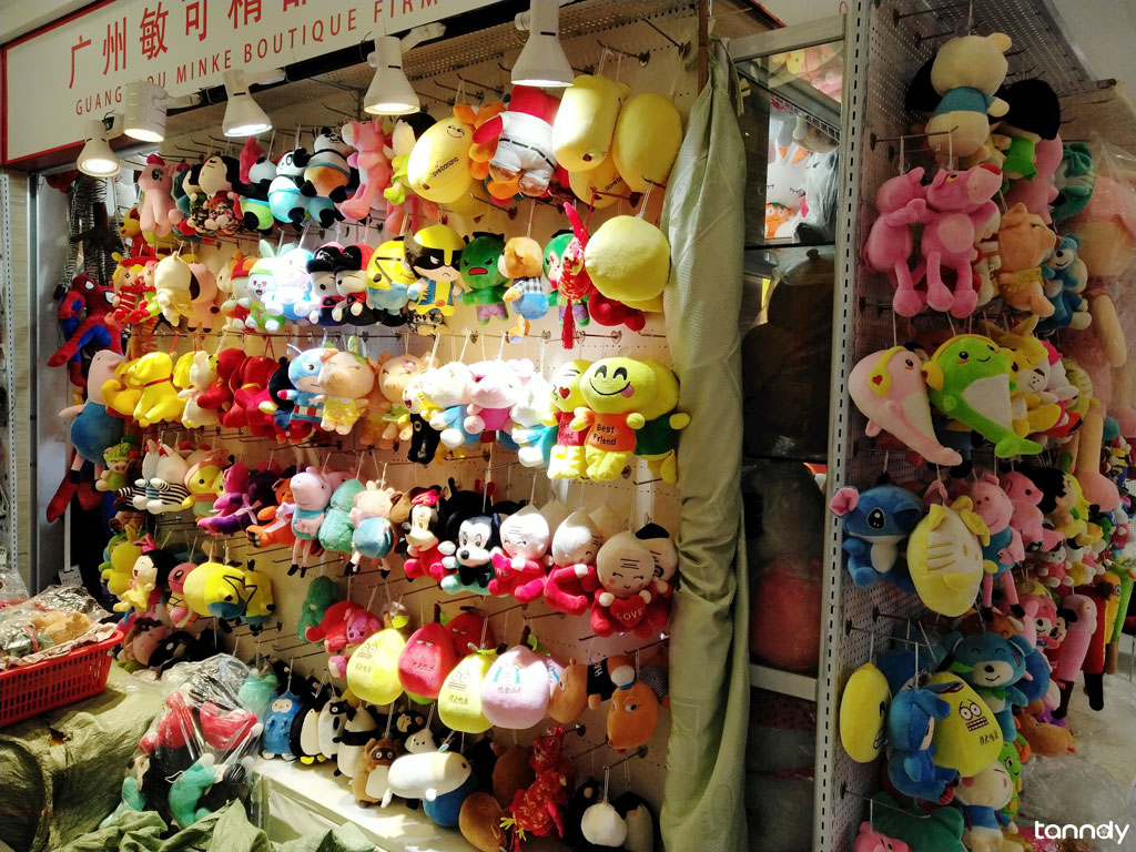 Toy shop in toy wholesale market 1