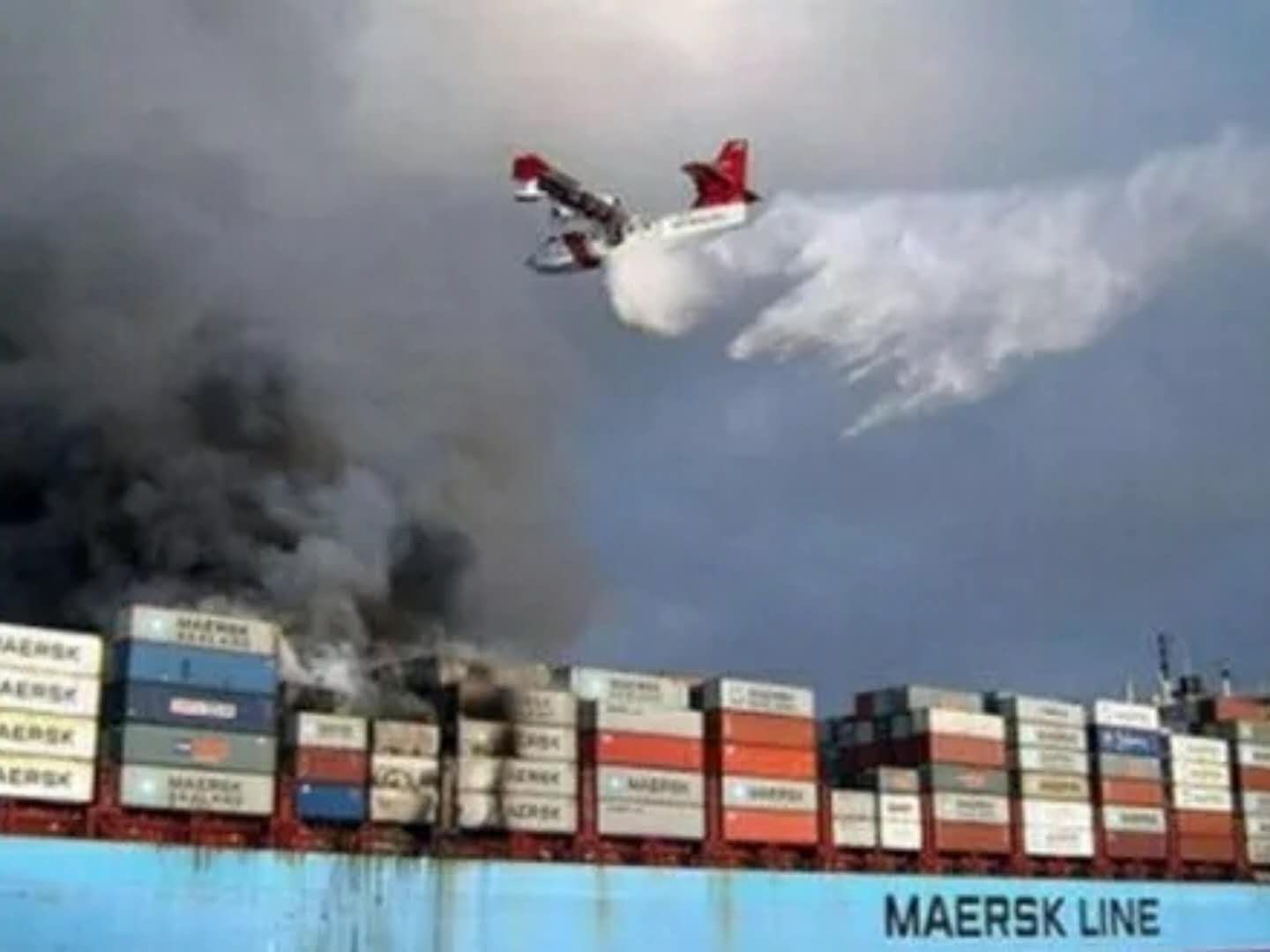 A Maersk container ship caught fire in the Arabian Sea A Maersk container ship caught fire in the Arabian Sea