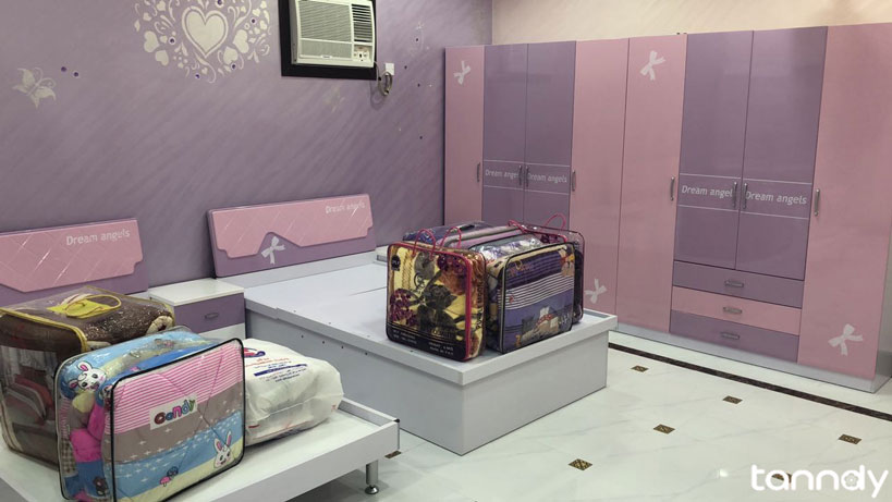 Building-house-in-Oman-pink-color-child-bedroom