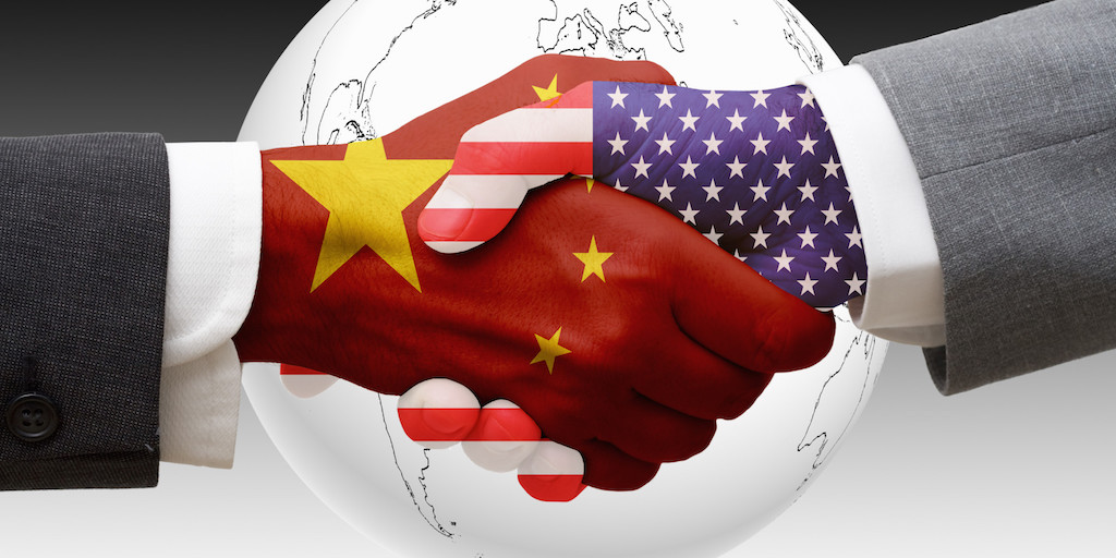 US-CHINA-HANDSHAKE