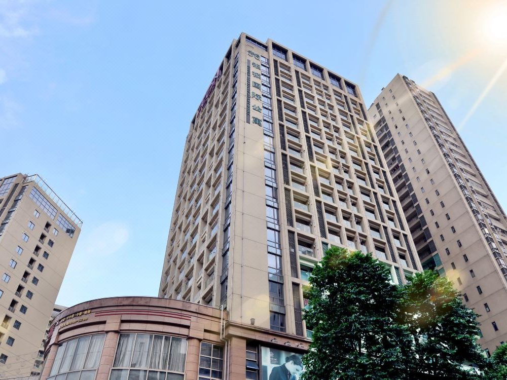 Poltton International Service Apartment