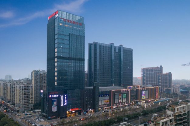 Venus Royal Hotel -Foshan Kuiqi Metro Station