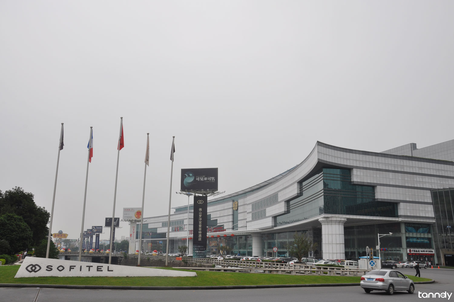 Foshan Louvre furniture market