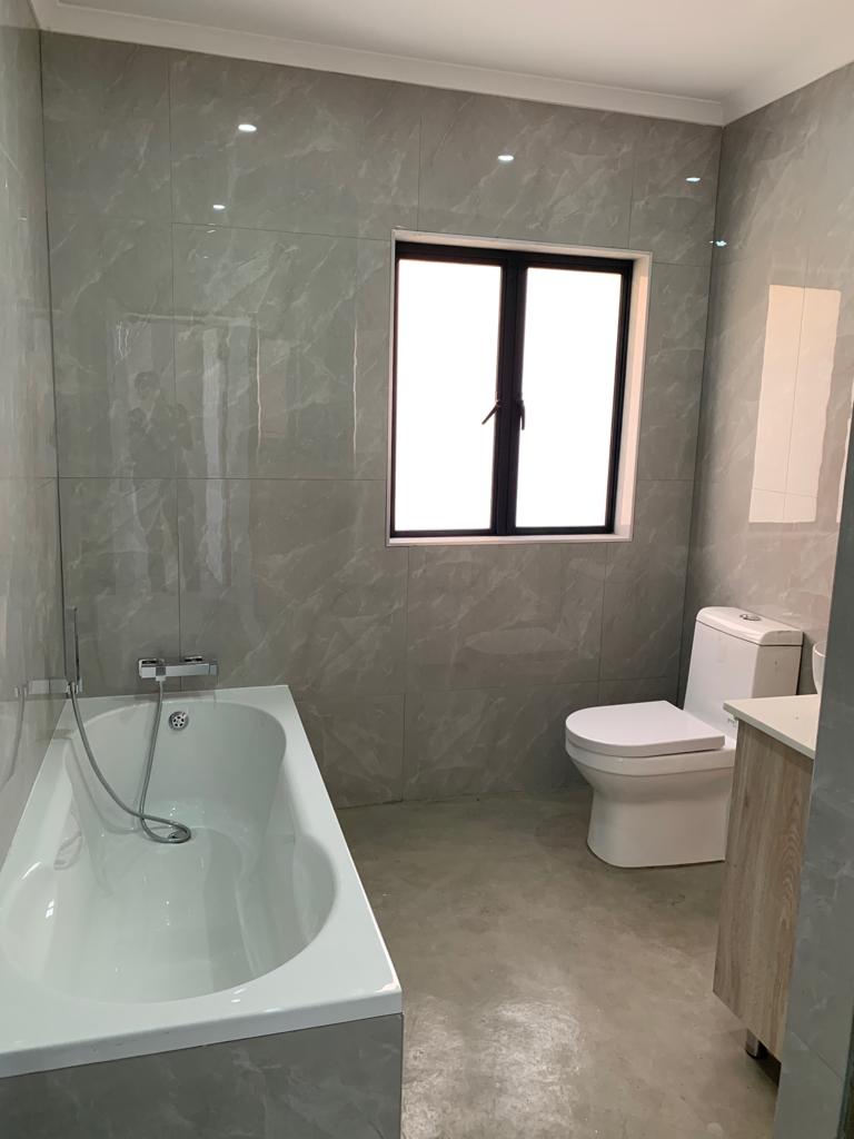 House in South Africa - Bathroom 2