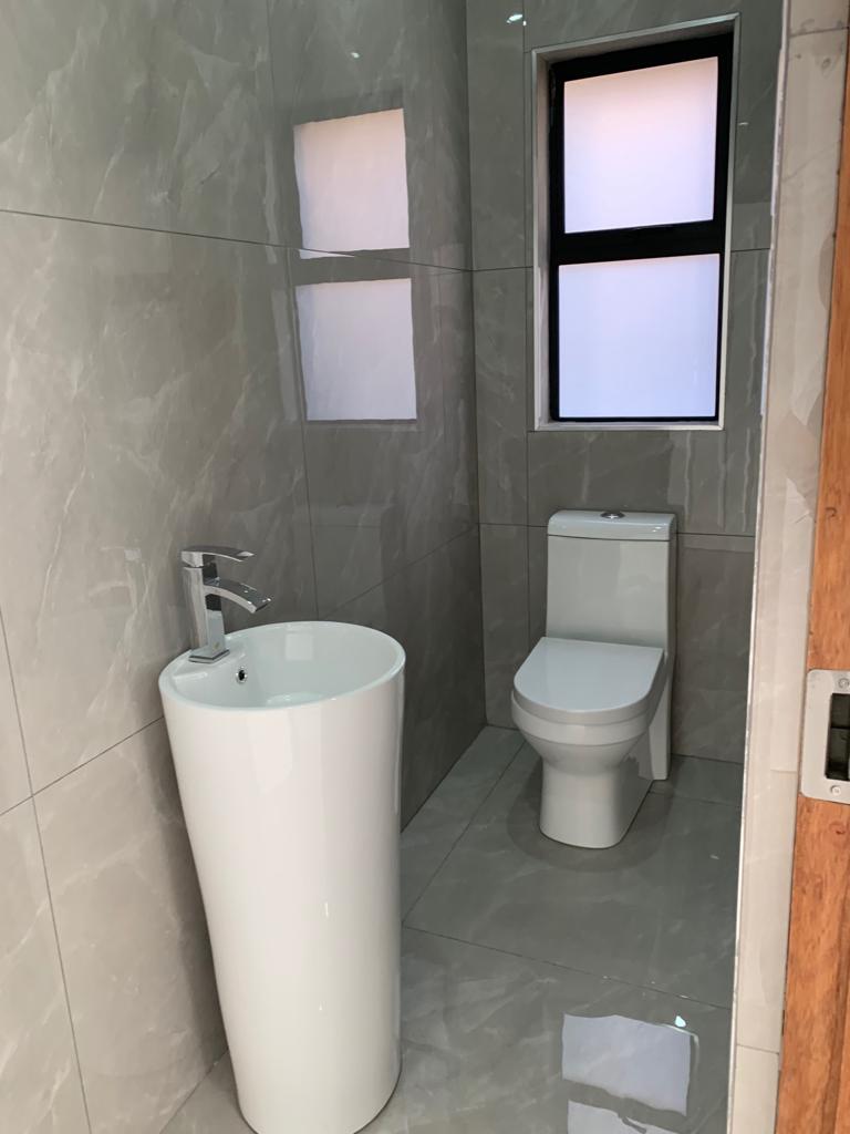 House in South Africa - Toilet