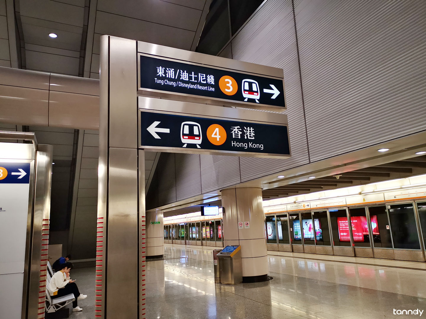 Hongkong-West-Kowloon-High-speed-station Hongkong-West-Kowloon-High-speed-station