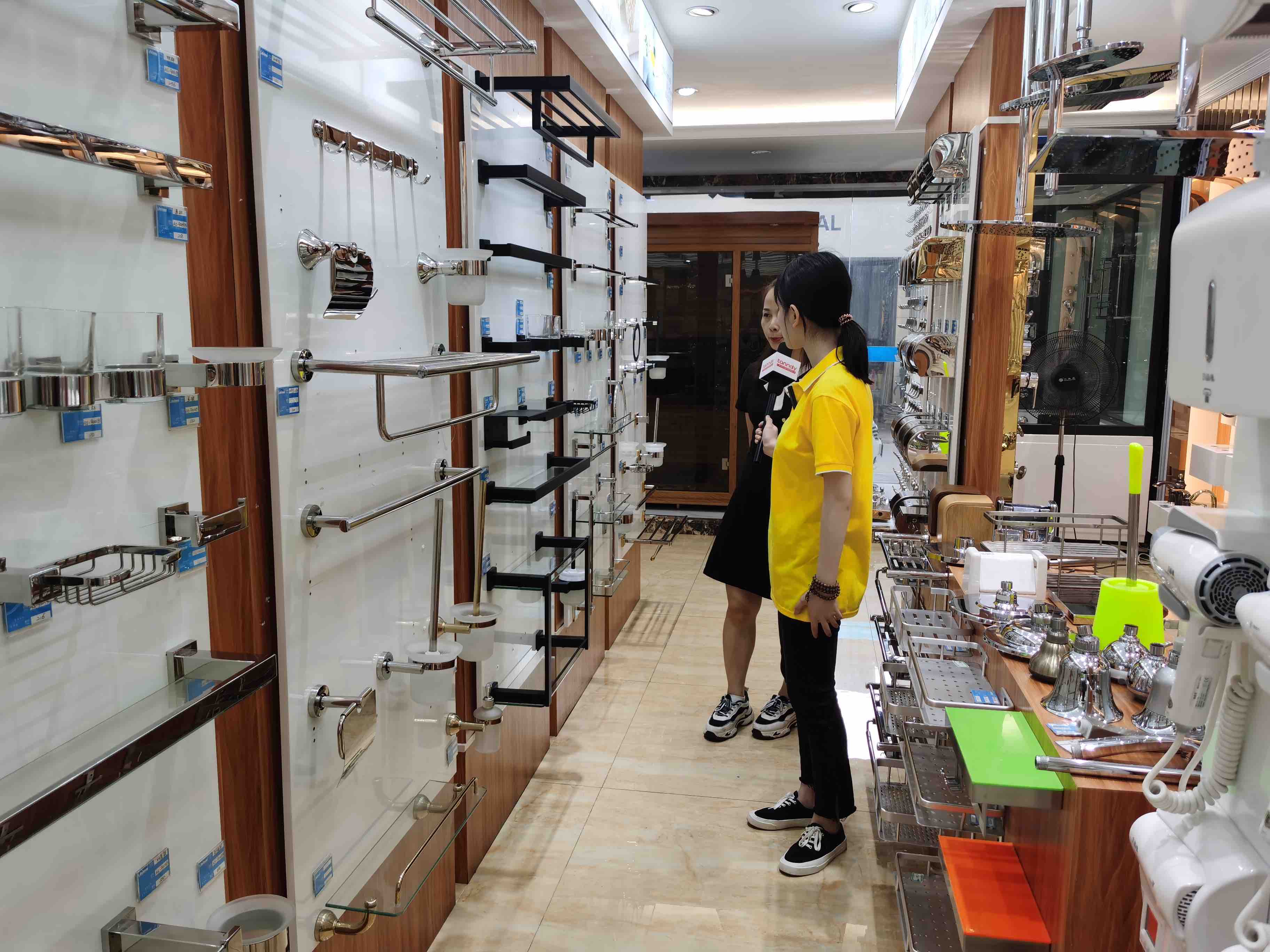 Visiting Sanitary supplier in Foshan 6 Visiting Sanitary supplier in Foshan