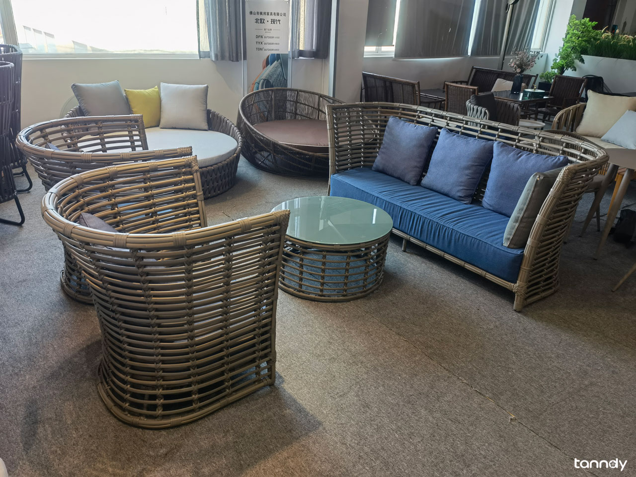 Outdoor sofa sets with round shape coffee table Outdoor sofa sets with round shape coffee table