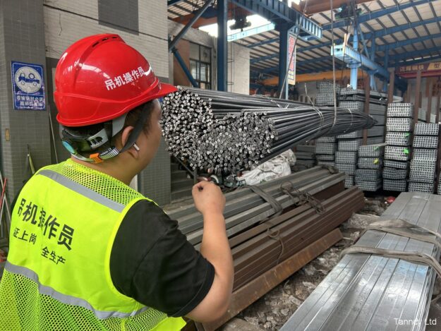 Steel Rebar Container Loading