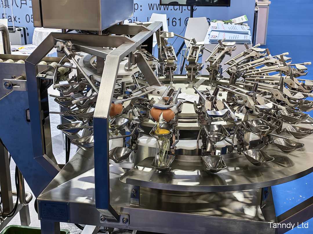 industrial-automatic-egg-cracking-machine